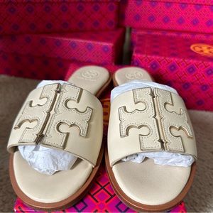 Tory Burch - color new cream